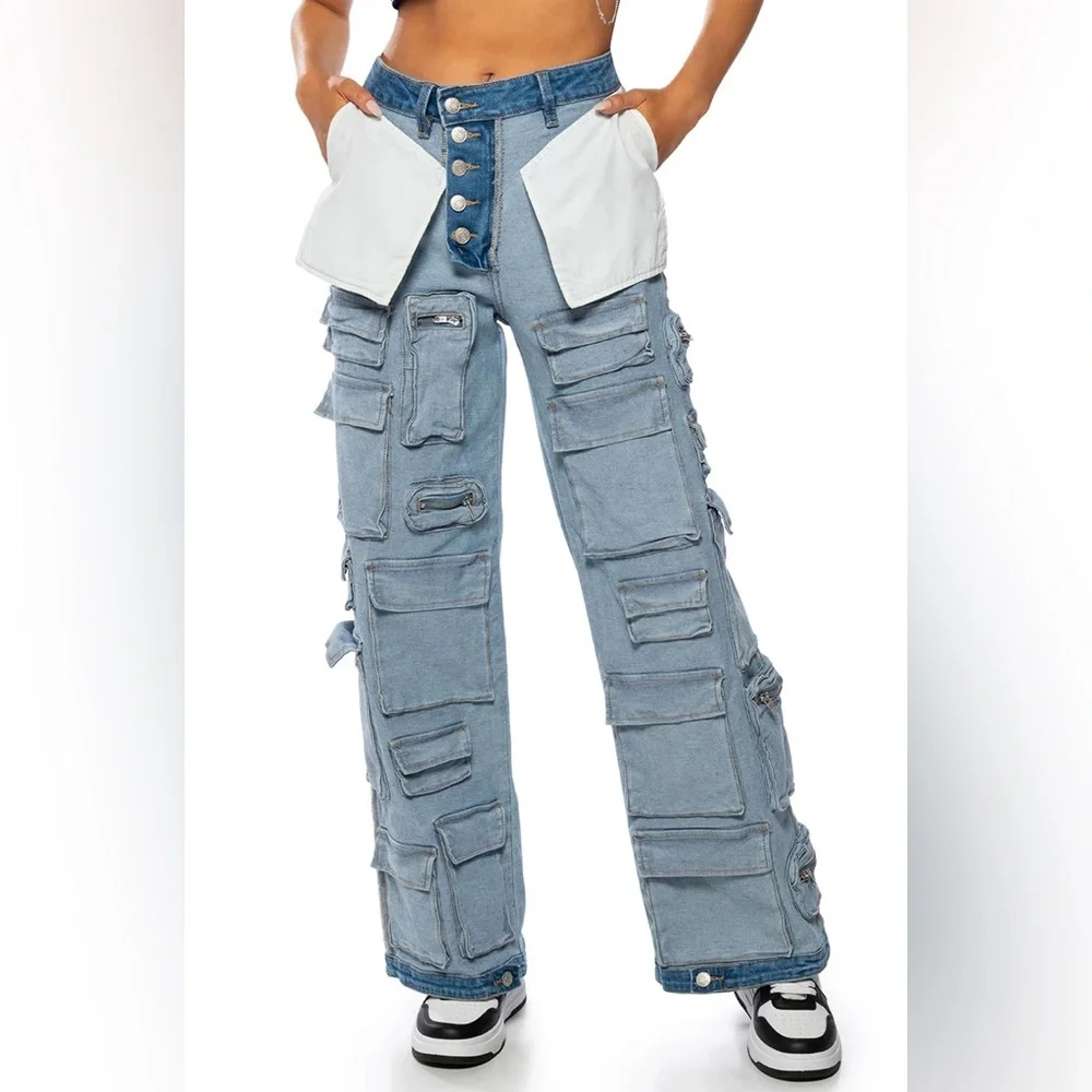 AKIRA About My Coin Multi-Pocket Cargo Jeans - Picture 3 of 7